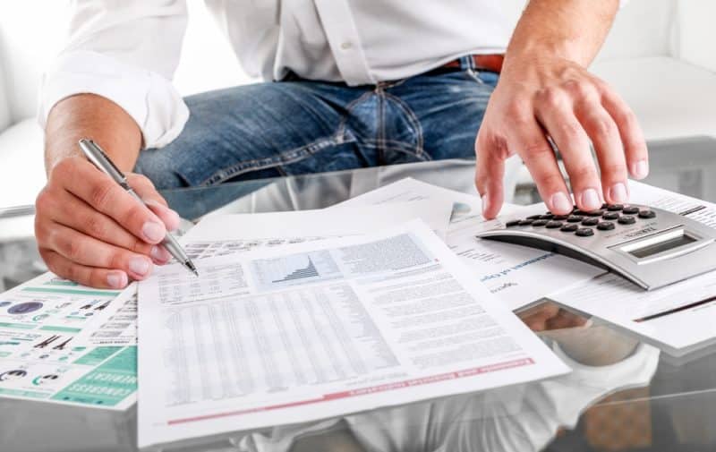 Cost Energy Bills Calculate Shutterstock 295251116 E1573148388513
